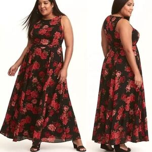 20 2X Torrid Black/Red Rose Floral High Neck Chiffon Georgette Maxi Party Dress
